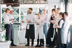 KHÓA HỌC NGHIỆP VỤ NHÀ HÀNG – KHÁCH SẠN CHUYÊN NGHIỆP