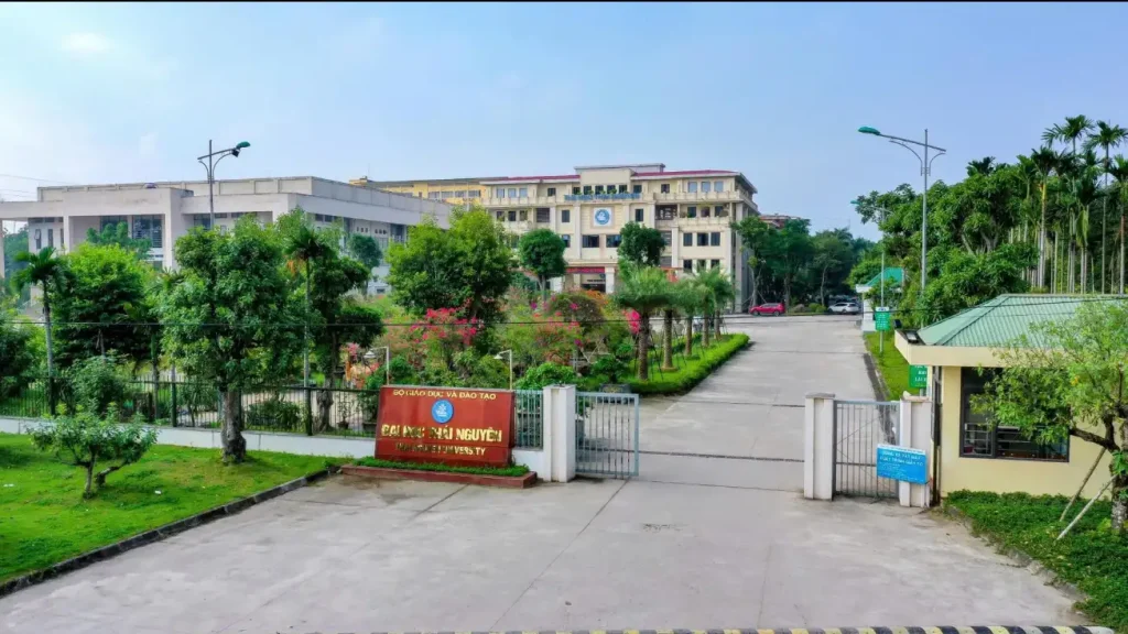 Tuyển Sinh Đại Học Từ Xa 2026 – Đại Học Thái Nguyên | Học Online, Văn Bằng Chính Quy