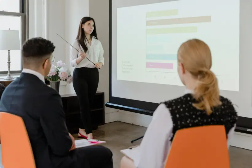 Khoá học Quản Trị Kinh Doanh Ngắn Hạn 2026 – Nhanh Chóng, Thực Tế, Học Phí Siêu Ưu Đãi