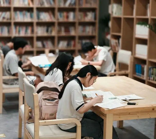 Lớp Nghiệp Vụ Thư Viện – Thiết Bị Trường Học Online 2026