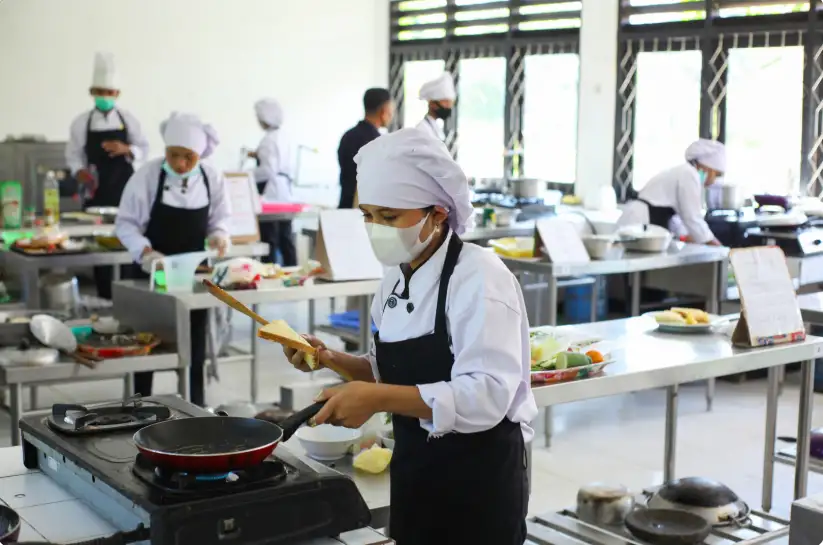 Khóa Học Nấu Ăn Tại Hồ Chí Minh 2026